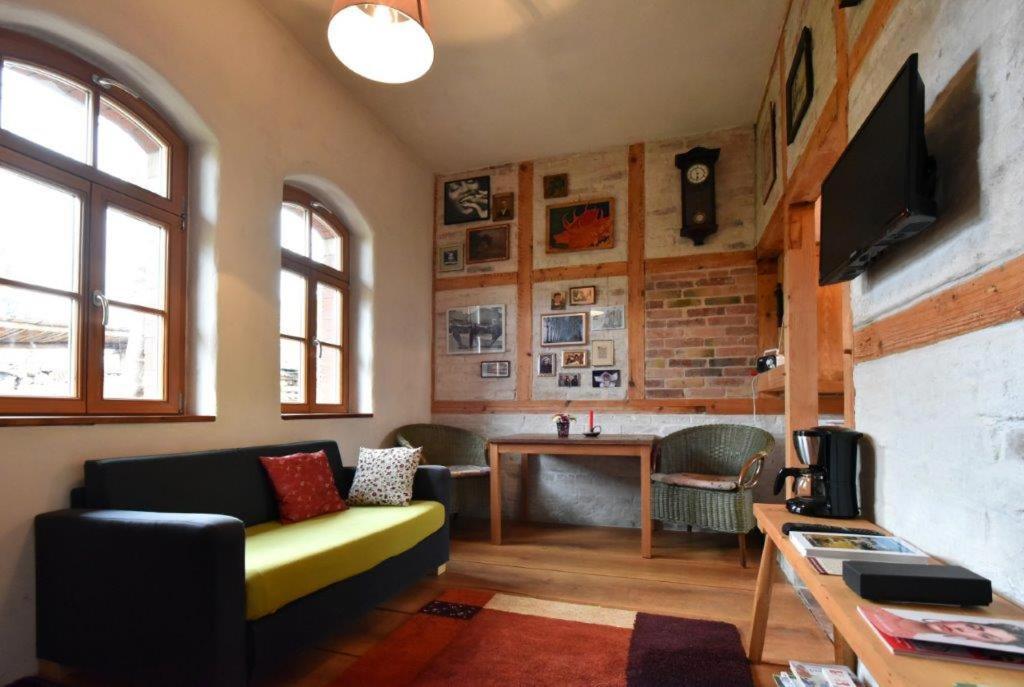 Ferienhaus "Alter Gueterschuppen" เนาม์บวร์ก ภายนอก รูปภาพ